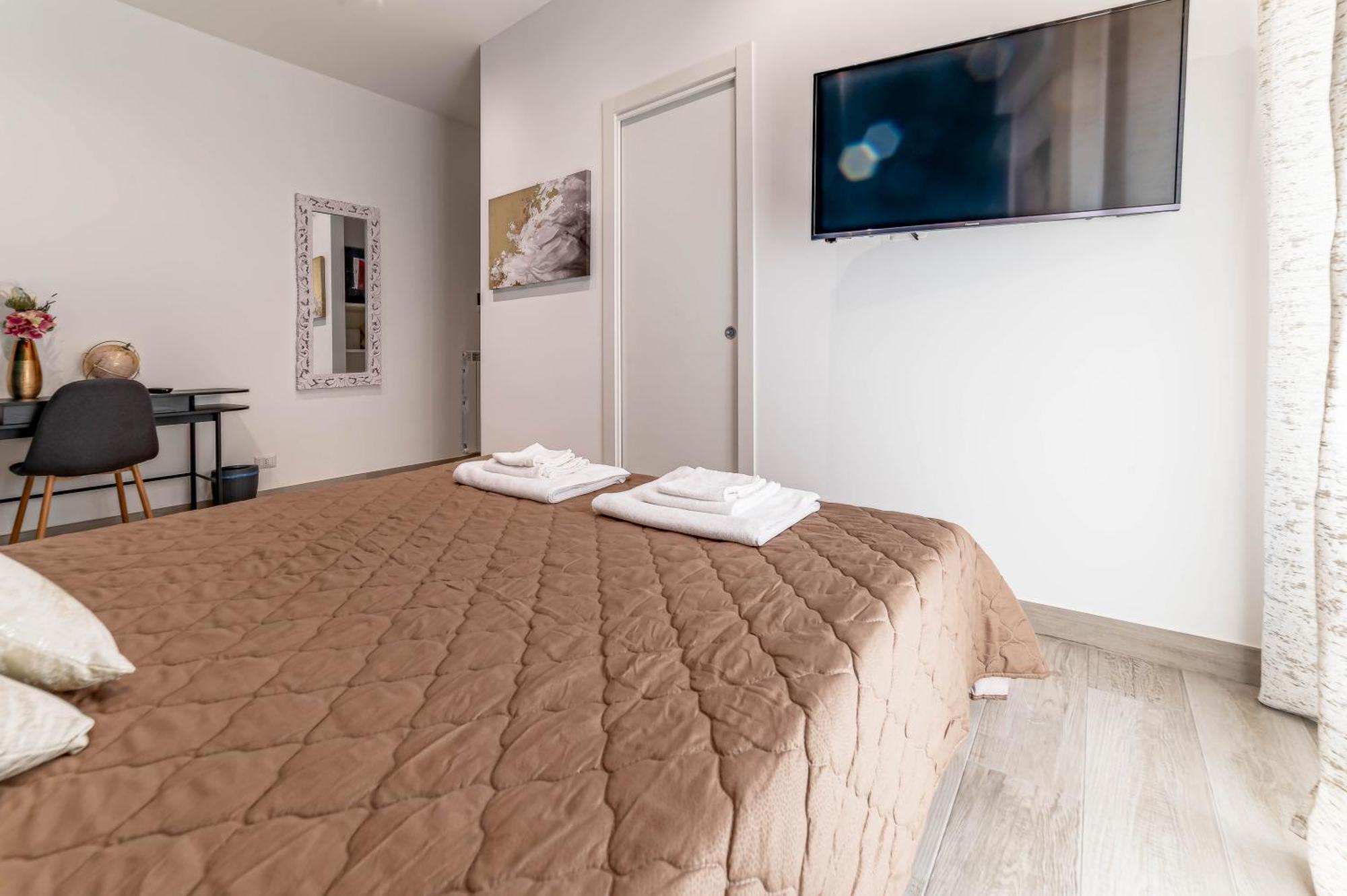 Michelangelo Luxury - Colosseo - Wifi Rom